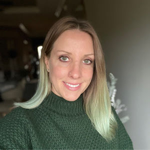 Meet your Posher, Traci